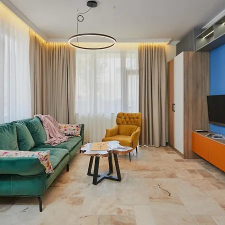 Florance Luxury In נסבר